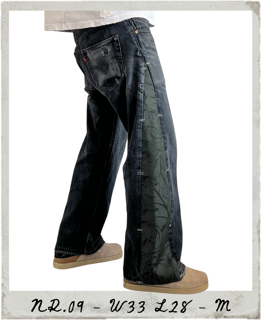 Curtain Flared Denim Jeans NR.09